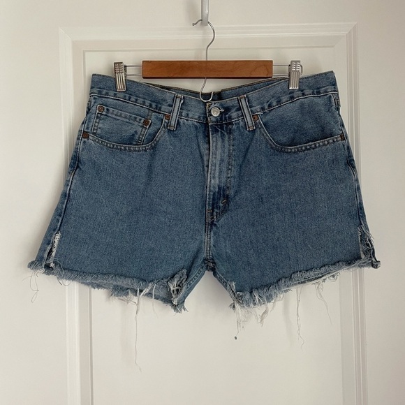 Vintage Levi Jeans - Picture 1 of 4